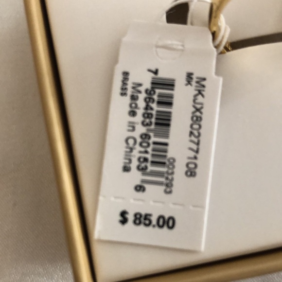 Michael Kors Gold Plated Brass Gold Tone MK Logo Ring Crystal Accents Size 8 NWT - Picture 6 of 13